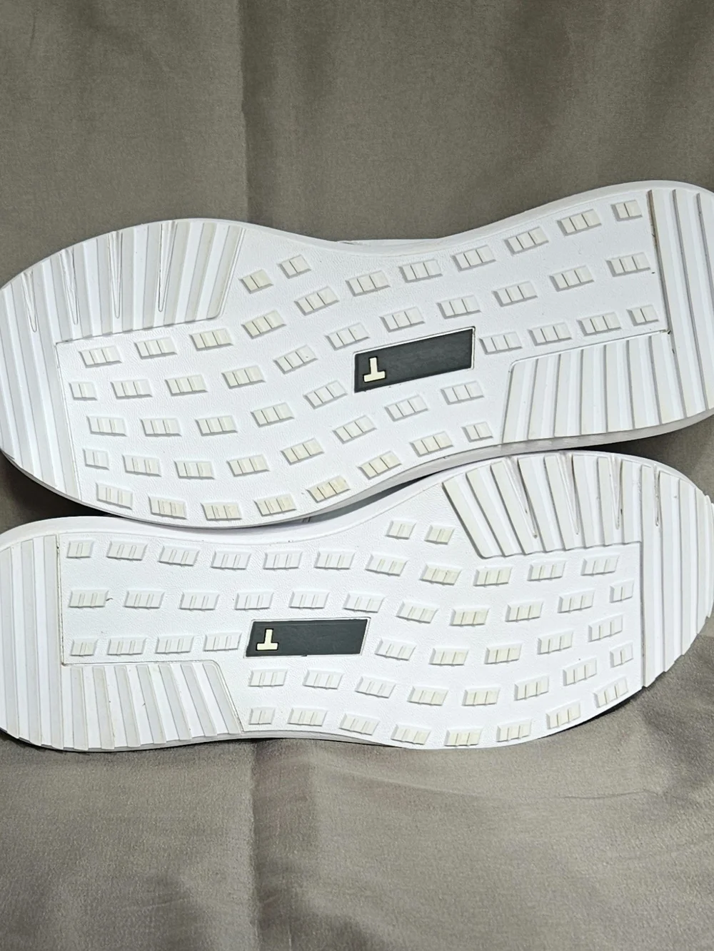 TRUE Linkswear Lux Hybrid Spikeless Golf Shoes Men's Size 11.5 White - Picture 4 of 13